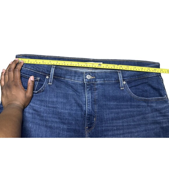 Levi's 311 Shaping Jeans Women’s 20W Plus Size Skinny Capri Roll Up Denim - Picture 3 of 7